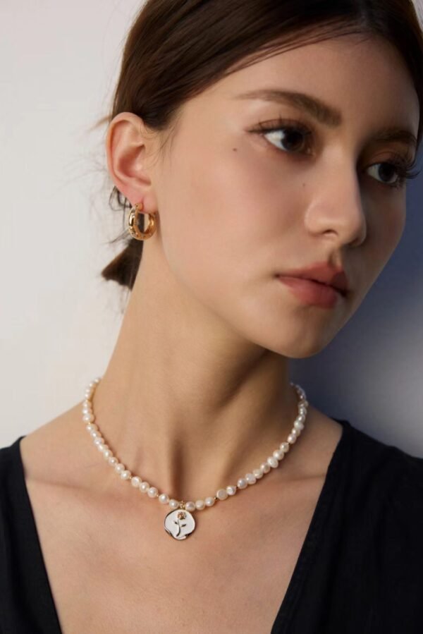 Natural Pearl Glazed Rose Pendant Necklace